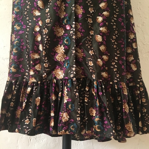 Vintage 70s Prairie Ruffle Floral Green Cottage Core Ruffle V-Neck Maxi Dress - Picture 5 of 8